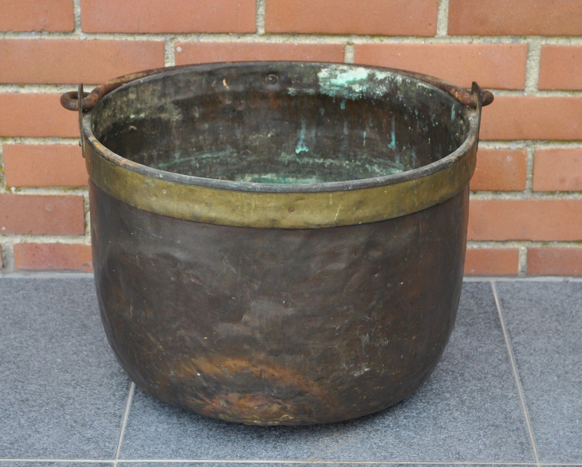 Large Cauldron In Red Copper - France - XVIIIth
