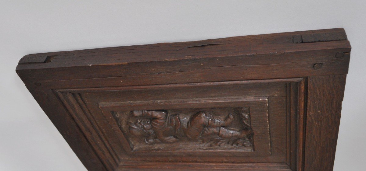 Carved Wooden Panel With Character Decor-photo-4