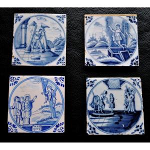 4 Carreaux En Faïence Bleue De Delft Circa 1700