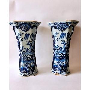 Paire De Vases Cornets Signés - Delft XVIIIème