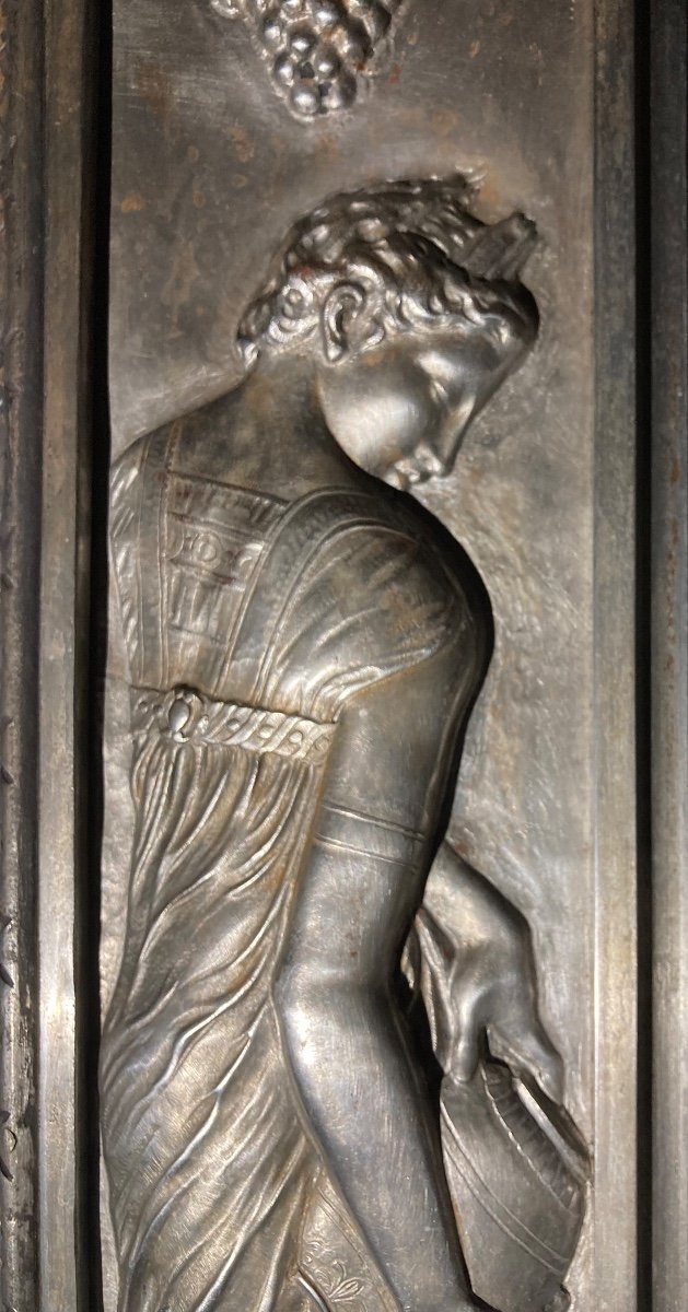 Mirror With Nymphs After Jean Goujon, Embossed & Chiseled Iron, France Circa 1880.-photo-5