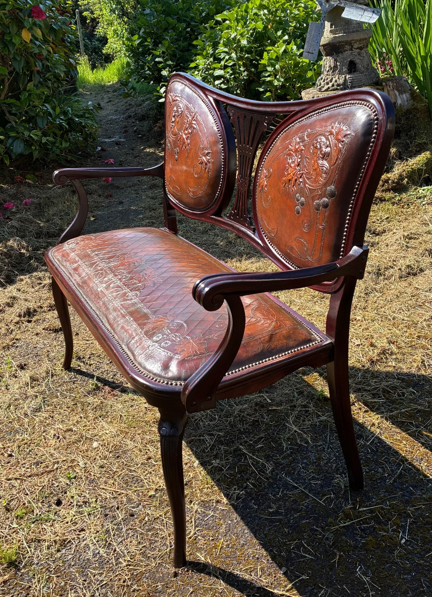 Bentwood And Embossed Leather Bench, Work Of The Thonet House Circa 1900-photo-2