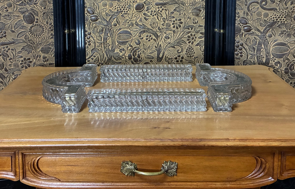 Centre ou chemin de table par la cristallerie de Baccarat, circa 1890-photo-2