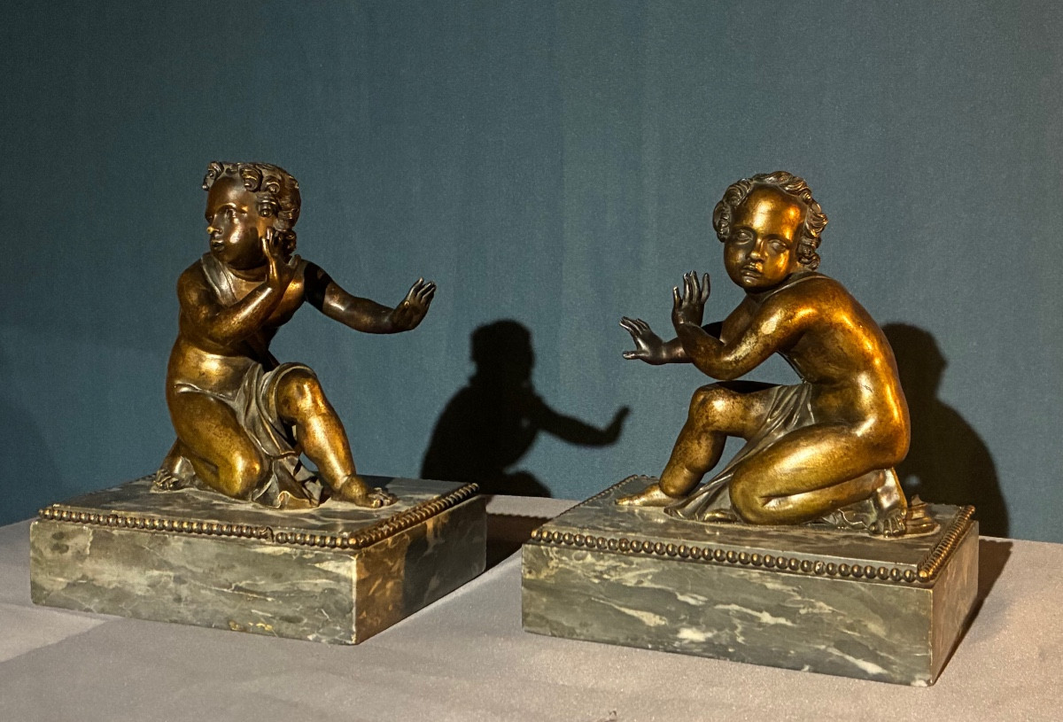 Paire de sujets formant presse papier, France vers 1820