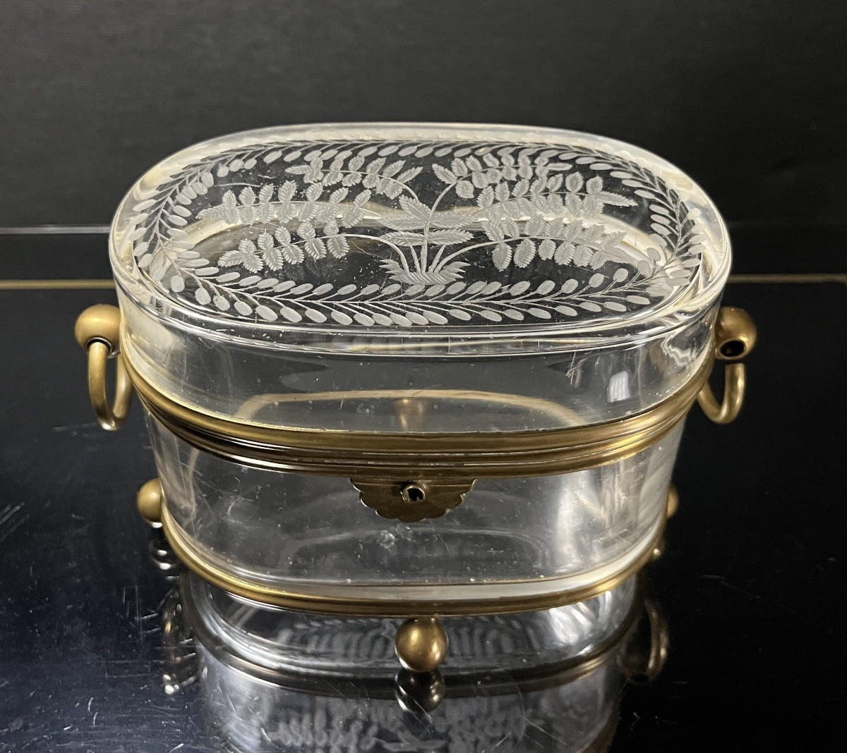 Coffret ovale en cristal et bronze, baccarat vers 1880-photo-1