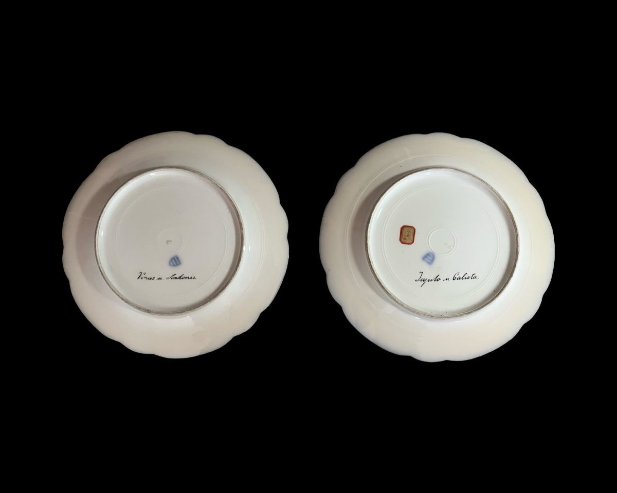 Pair Of Plates In Royal Vienna Porcelain, Circa Late 19th Century.-photo-3