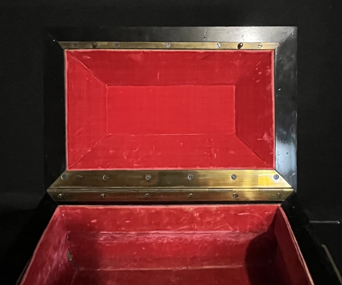 Large Rocaille Jewelry Box In Tortoiseshell And Gilded Bronzes, France Circa 1880.-photo-3