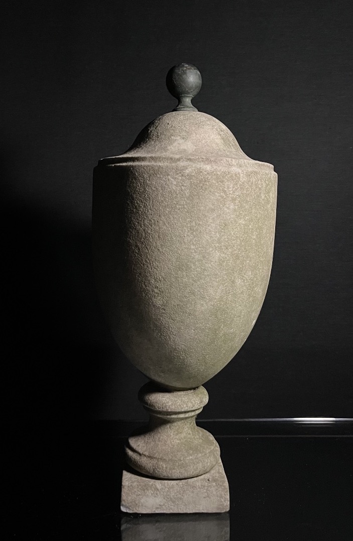 Rare pot à feu en marbre d’époque directoire, fin XVIIIÉ siècle 