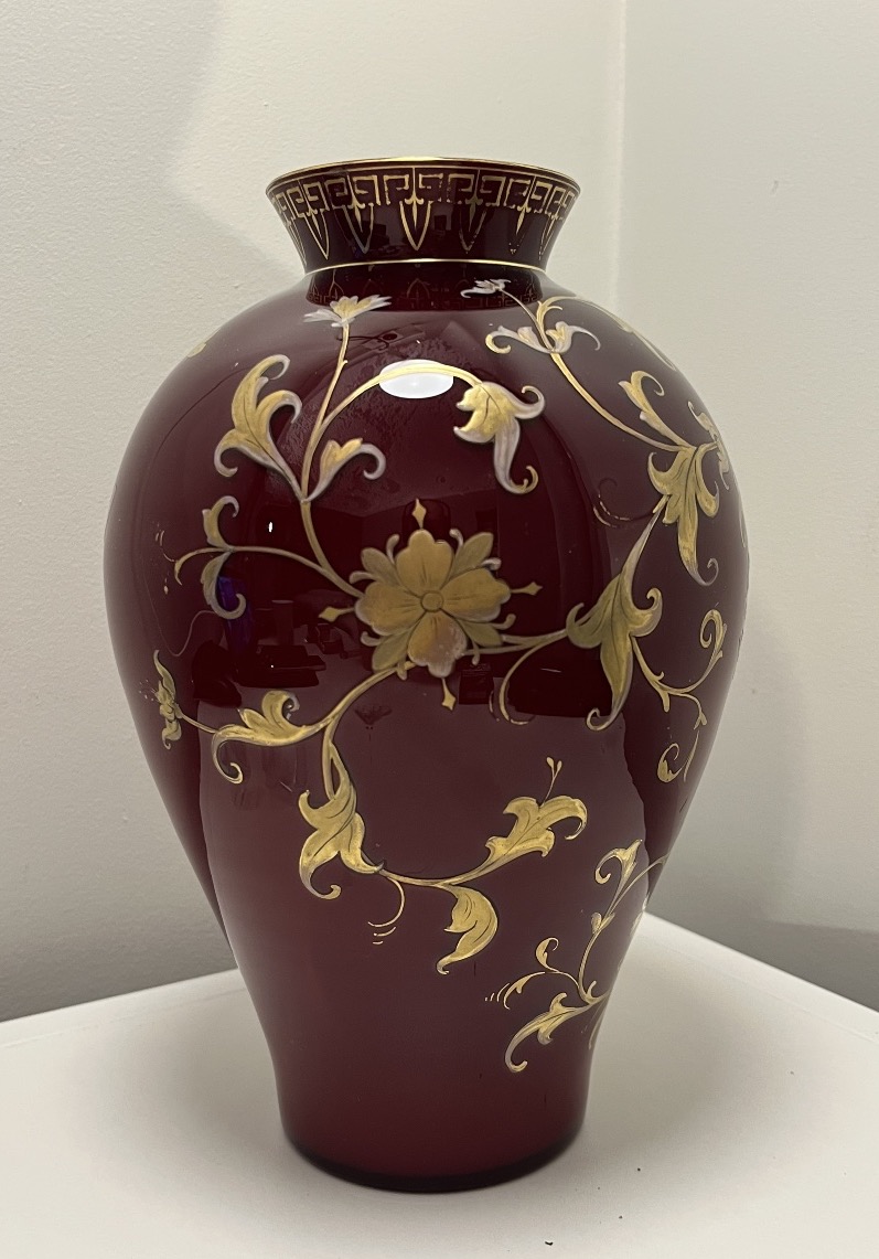 Vase rubis, dragon platine et papillons, attribué à Jules Barbe pour Thomas Webb, circa 1880-photo-2