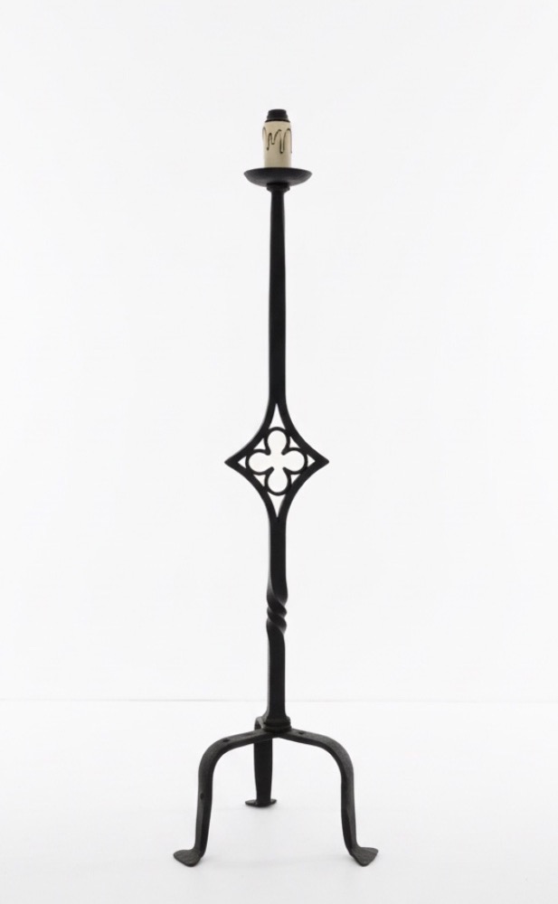  Neo-gothic Wrought-iron Tripod Streetlamp – 1950s/1960s-photo-2