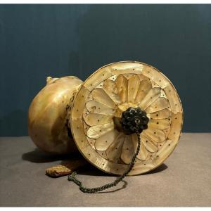 Poire à poudre Indo-Portugaise du Gujarat, Inde XIXé