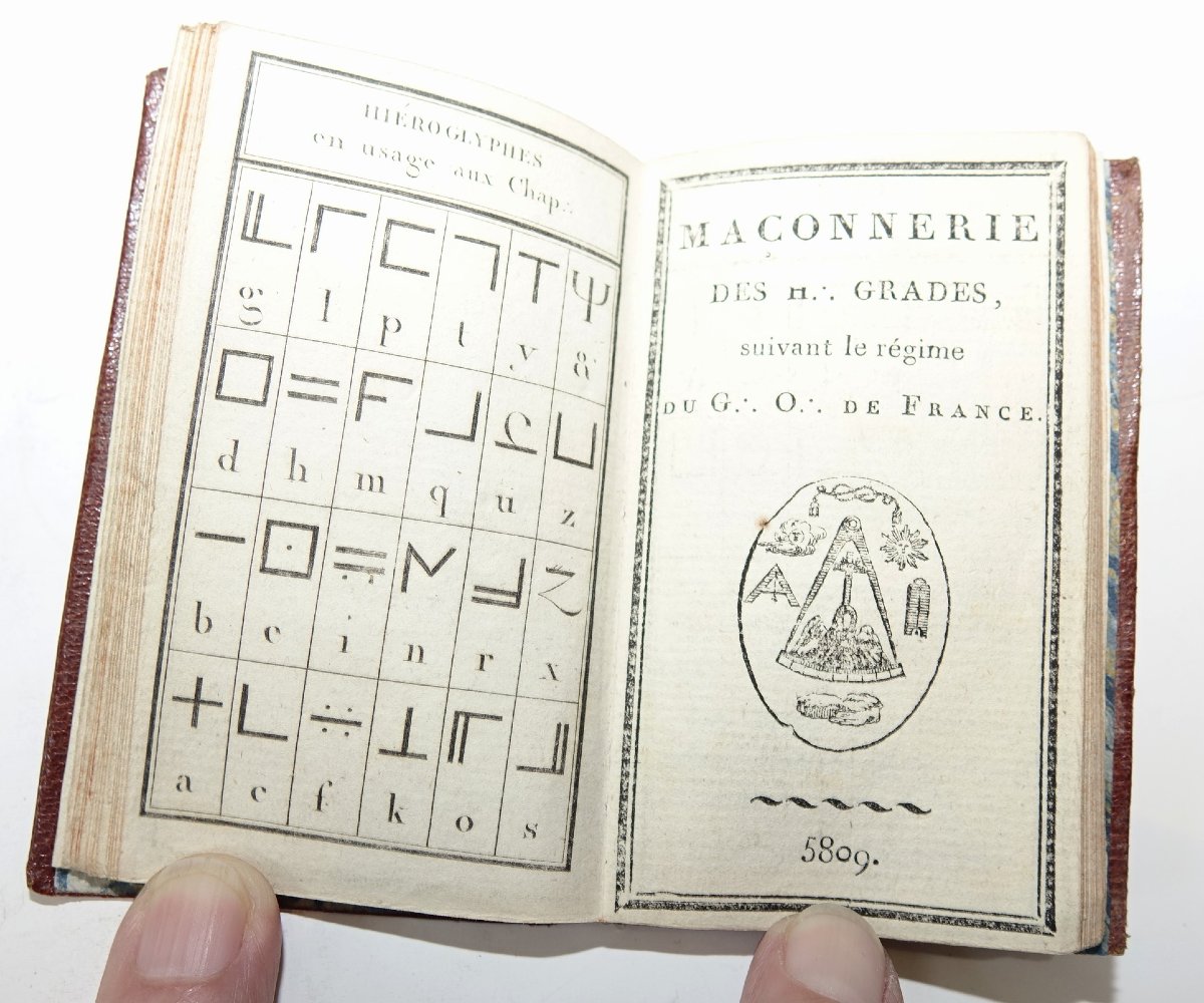 Freemasonry Ritual From The 5809 Era-photo-1