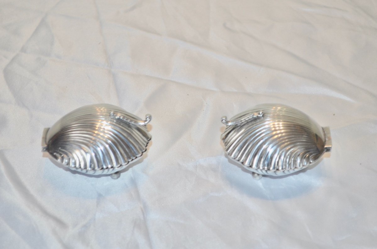 Pair Of Salt Shakers In Sterling Silver In The Shape Of Shells-photo-4