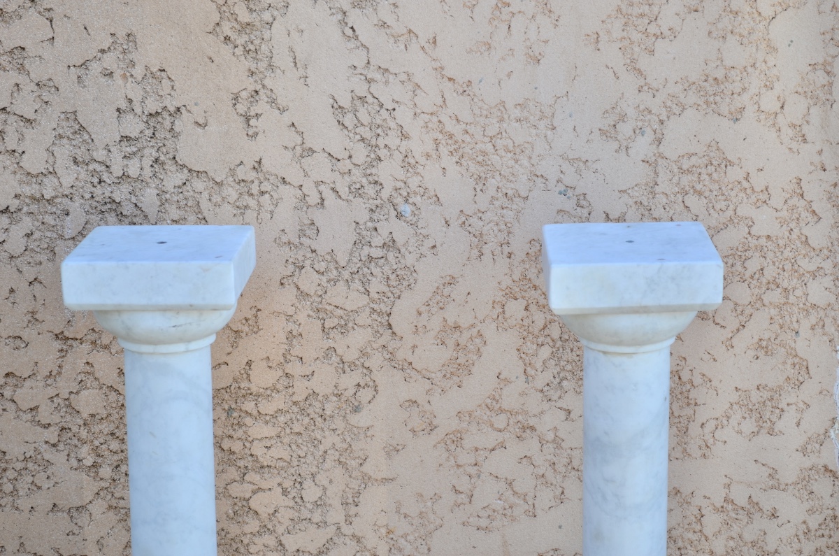 Pair Of 19th Century White Marble Columns -photo-3
