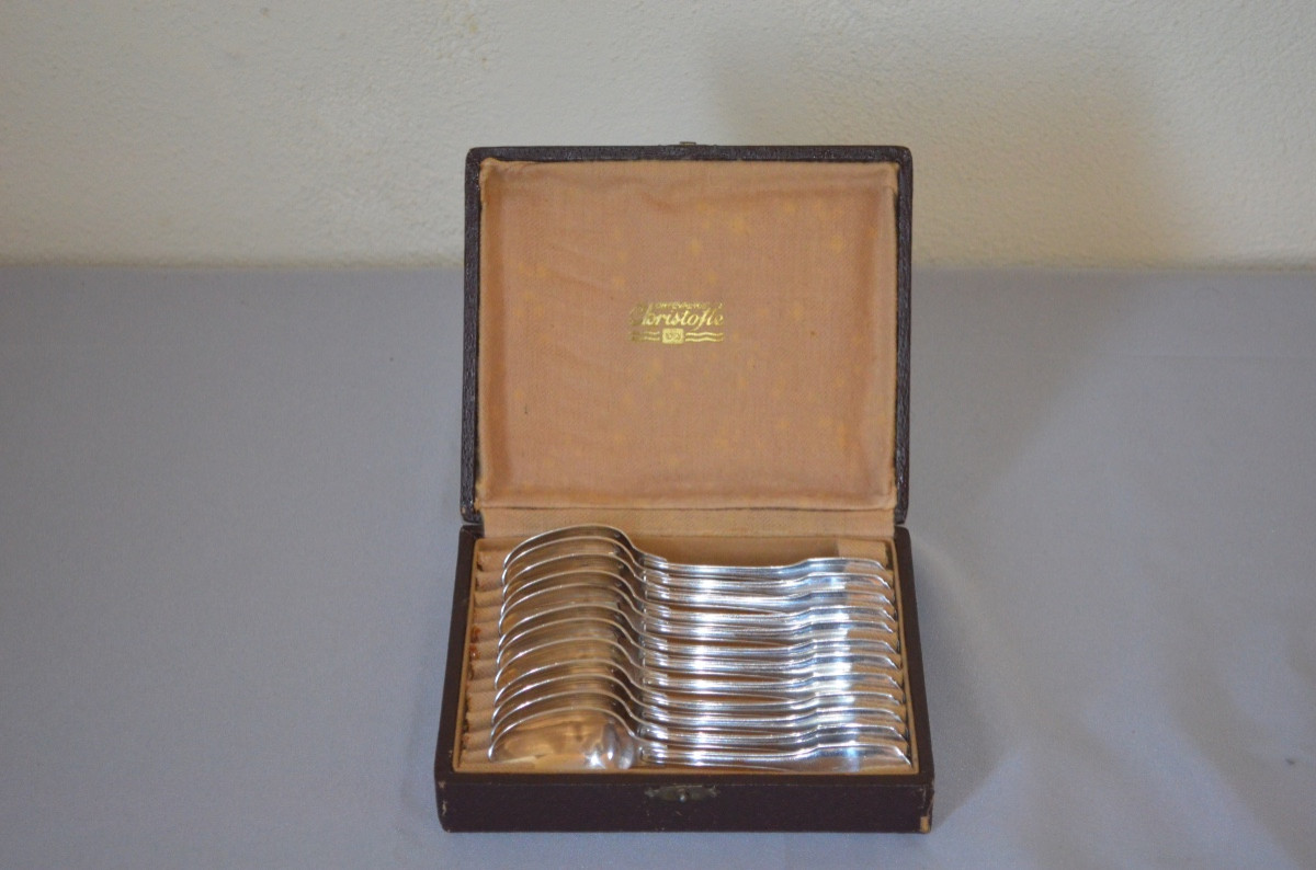 Set Of 12 Solid Silver Dessert Spoons From Christofle 