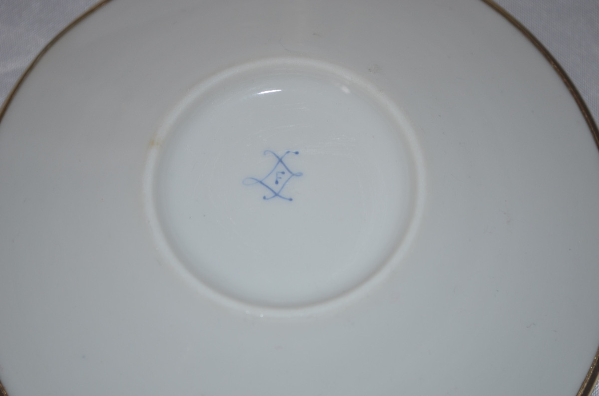 Set Of 11 Porcelain And Vermeil Coffee Cups, 19th Century -photo-4