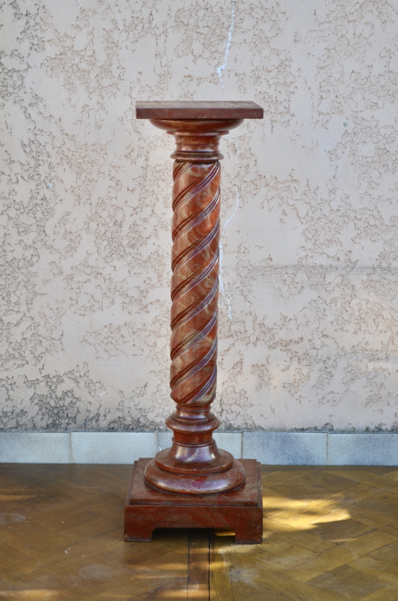 Colonne /sellette en bois patiné 19eme siècle 