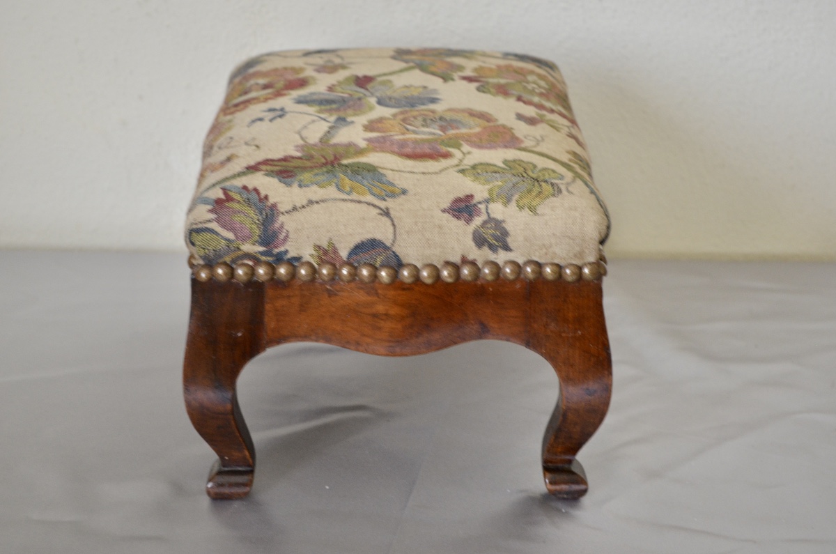 Louis Philippe Period Walnut Footrest-photo-3