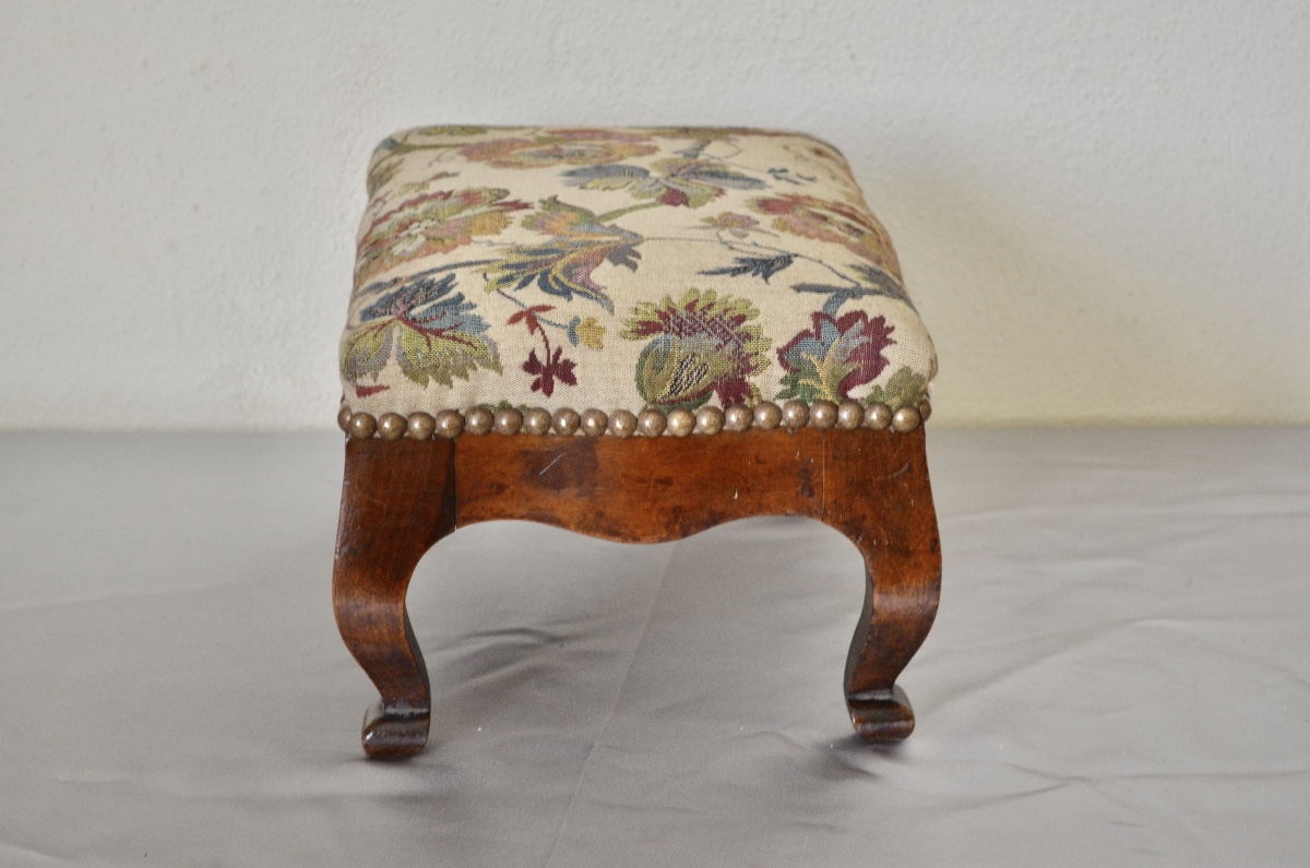 Louis Philippe Period Walnut Footrest-photo-1