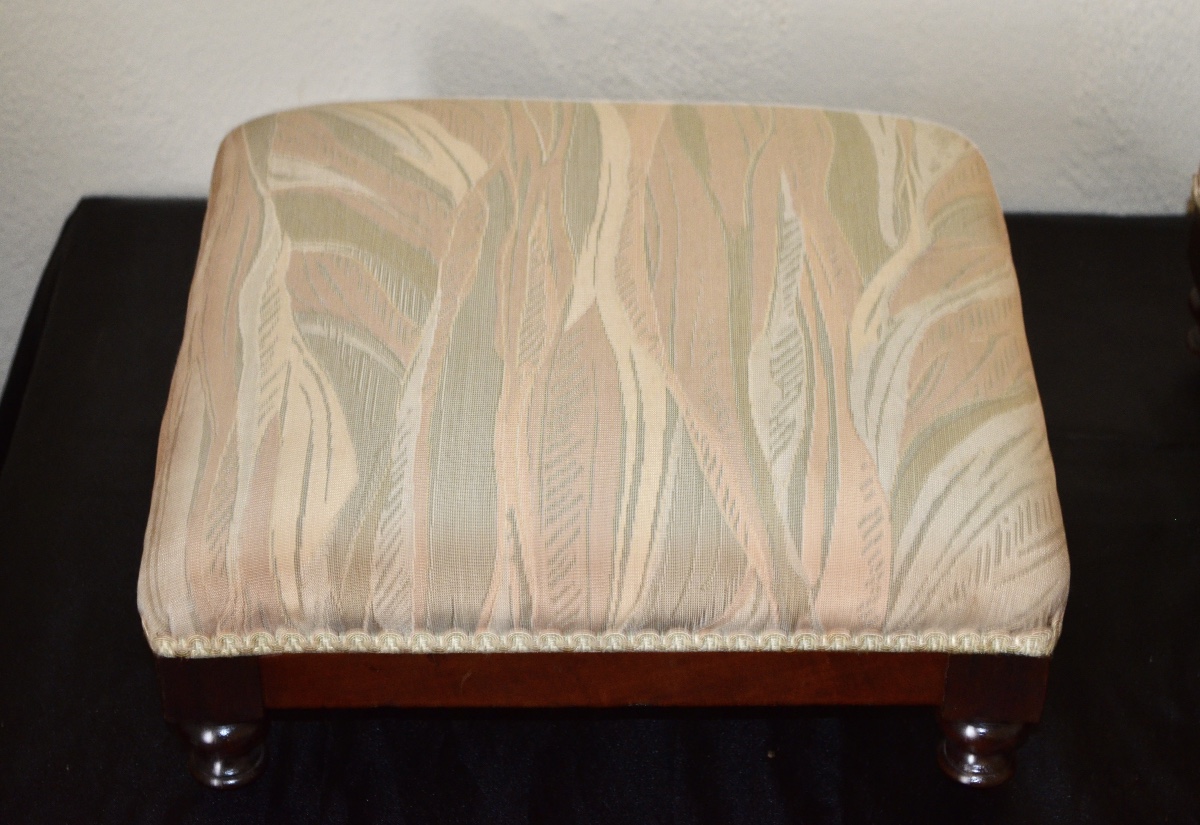 Pair Of 19th Century Walnut Footrests-photo-4