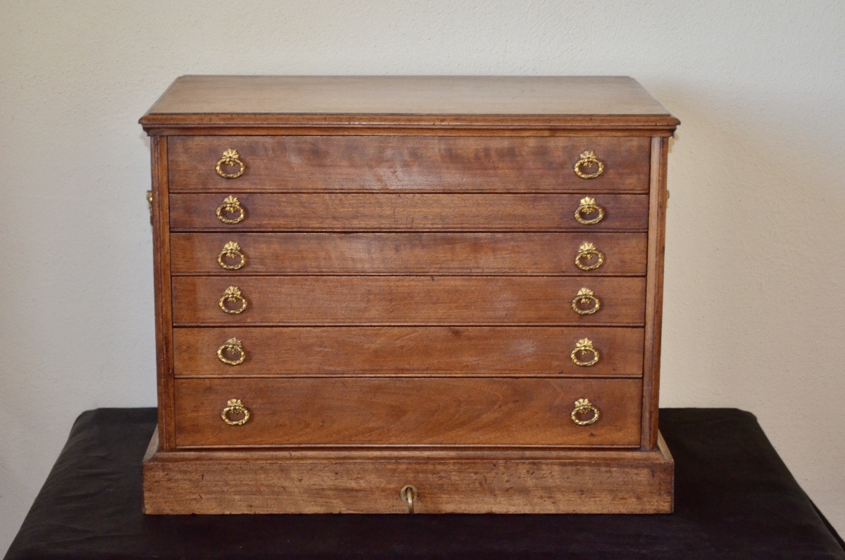 Display Cabinet For A Puiforcat Cutlery Set, Made Of Walnut, Late 19th Century 