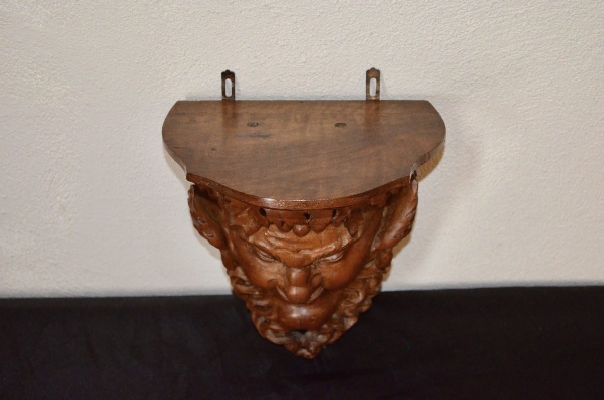 19th-century Wall-mounted Saddle With A Faun Motif -photo-4