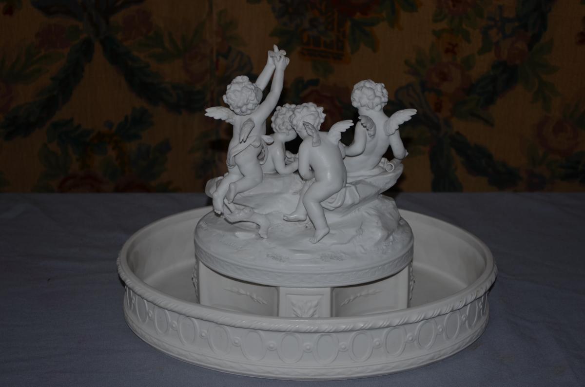 Centerpiece Biscuit In "putti" Signed Marion-photo-3