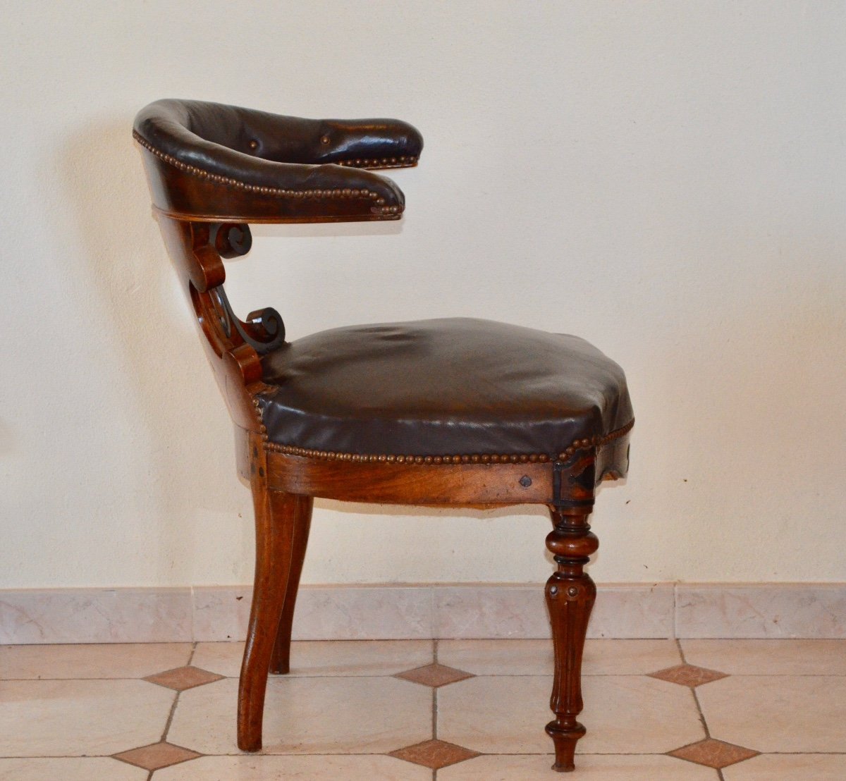 Mid XIXth Century Mahogany Office Armchair-photo-1