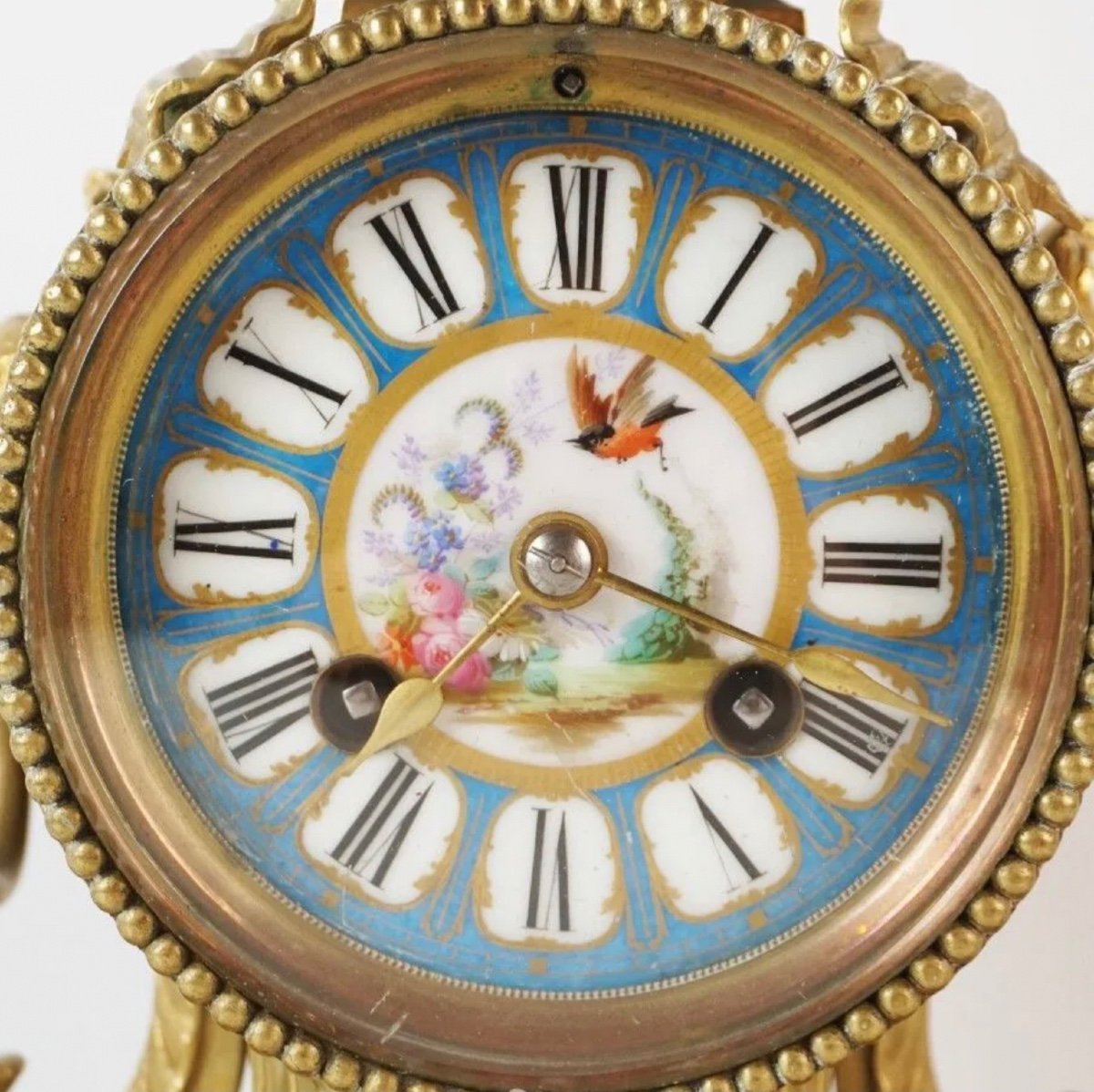 Louis XVI Pendulum In Gilt Bronze And Celestial Blue Sèvre Porcelain 19th Century Clock -photo-2