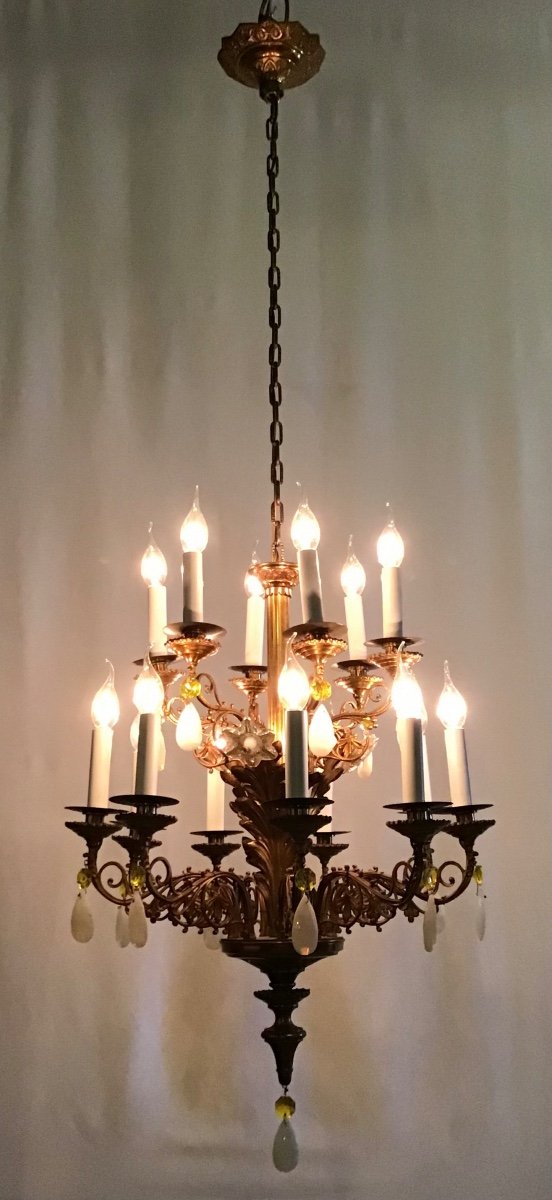 Gothic 15-light Chapel Chandelier With Opaline Crystals And églomisé Glass Flowers-photo-2