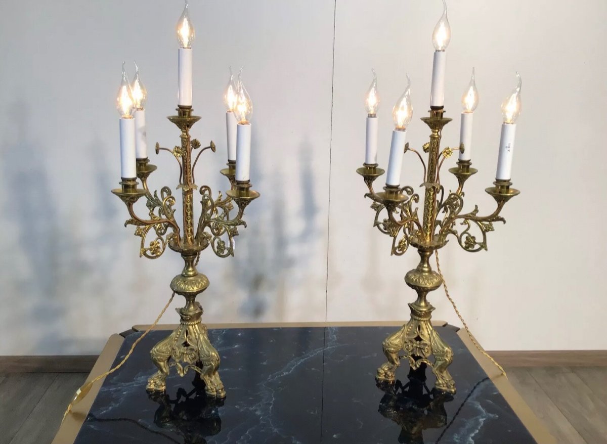 Paire De Chandeliers Ou Candélabres De Style Gothique 19eme 