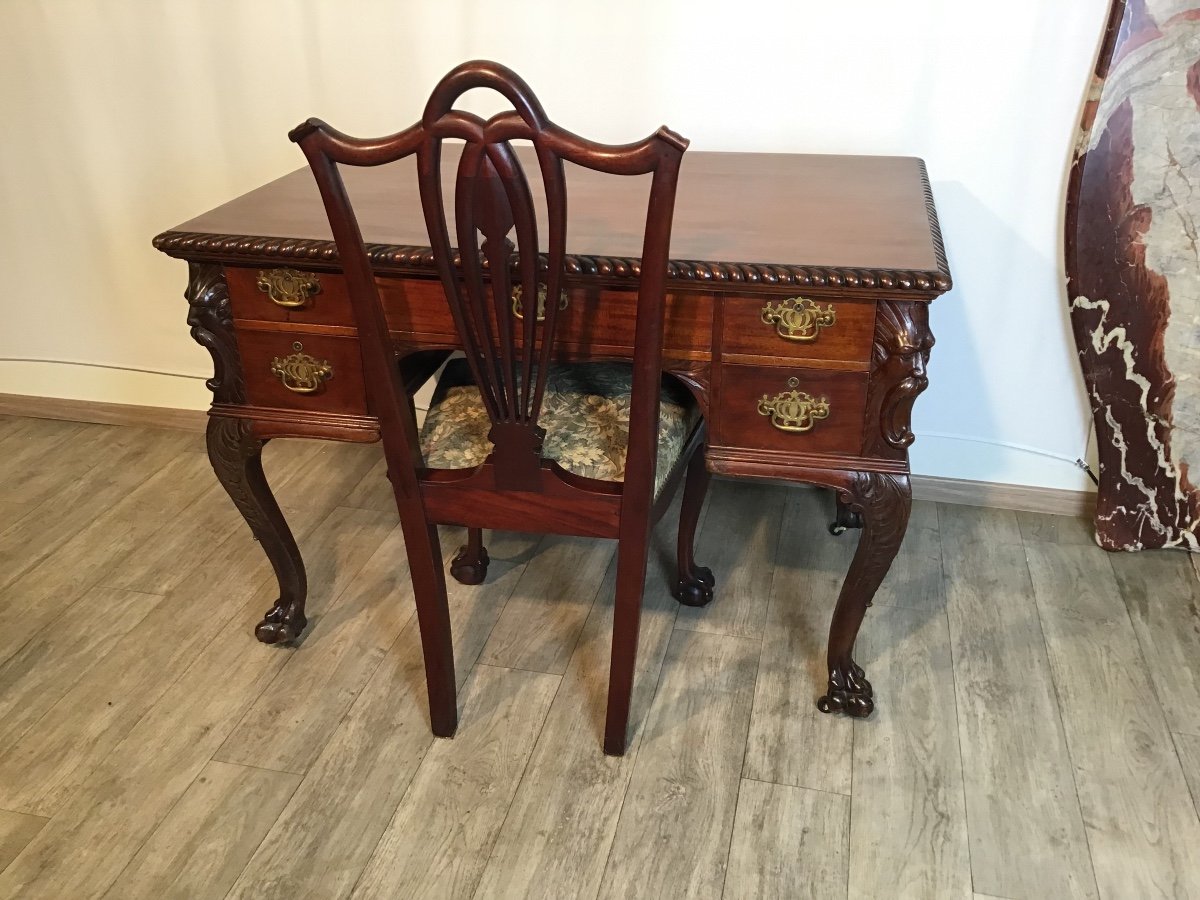 Bureau Anglais De Style Victorien En Acajou Massif Sculpté 1930 Irlande-photo-8