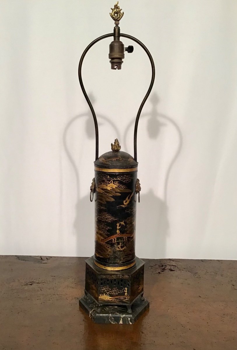 18th Century Hot Water Fountain In The Taste Of The Far East Transformed Into A 1930 Lamp