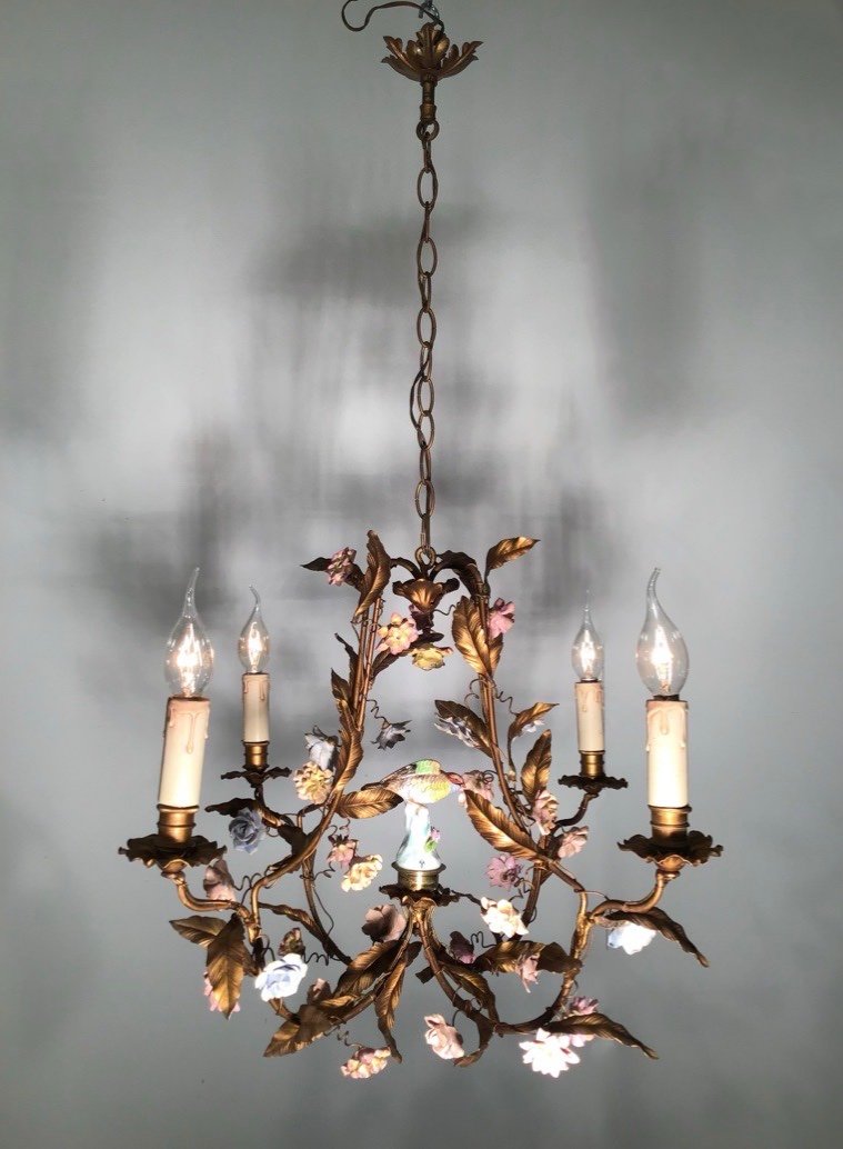 Chandelier 1930 Flowers Bird In Saxe Porcelain Louis XV Gilded Tole Structure And Leaves-photo-2