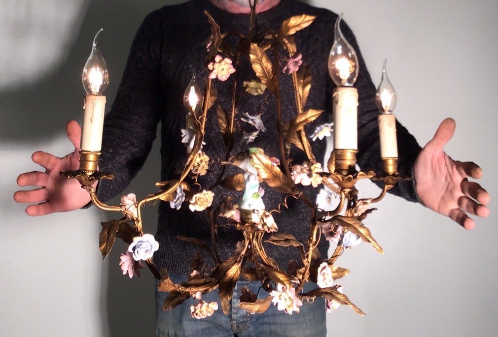 Chandelier 1930 Flowers Bird In Saxe Porcelain Louis XV Gilded Tole Structure And Leaves-photo-4