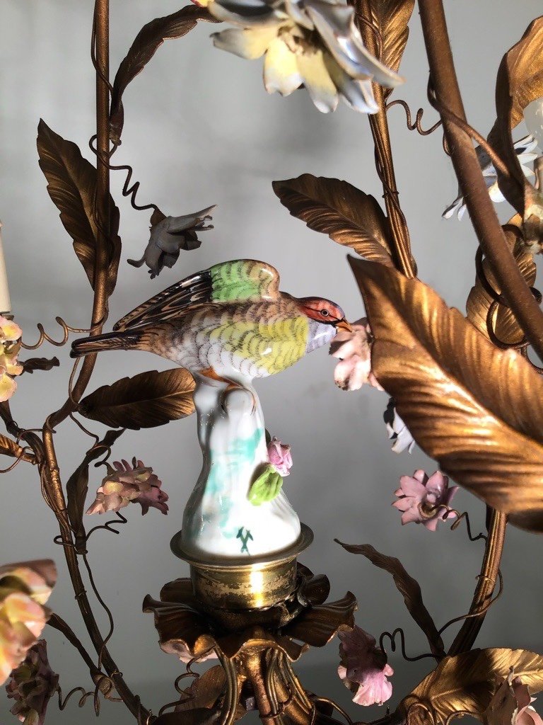 Chandelier 1930 Flowers Bird In Saxe Porcelain Louis XV Gilded Tole Structure And Leaves-photo-3