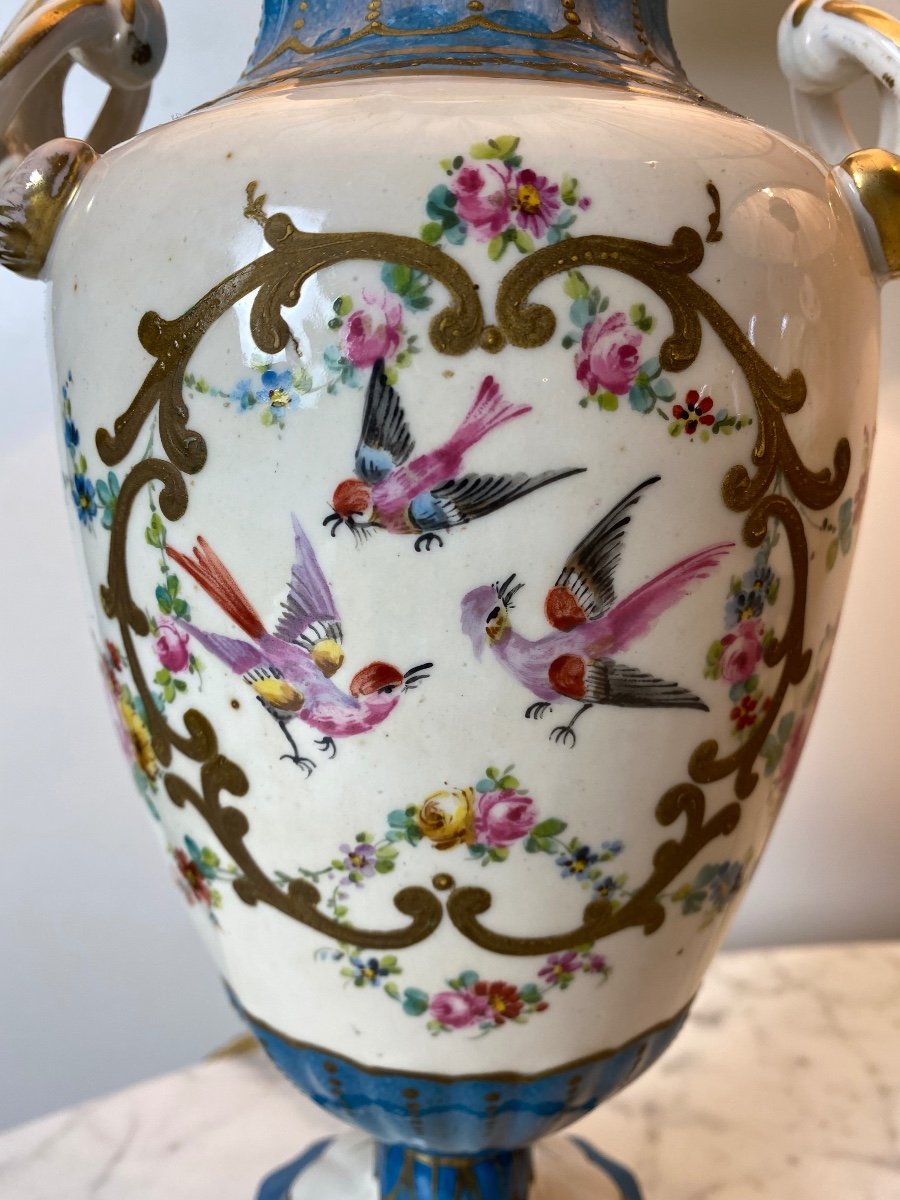 Pair Of Celestial Blue And White Porcelain Lamps Decorated With Birds And Flowers-photo-1