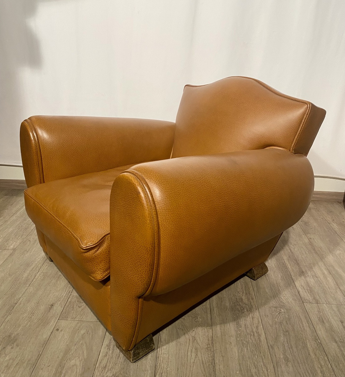 Fauteuil club 1930 1940 Art Déco en cuir couleur camel -photo-1