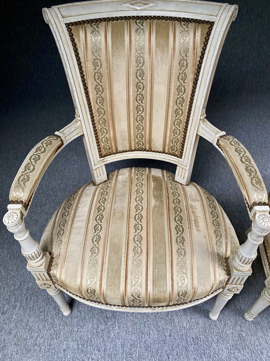 Pair Of Directoire-style Armchairs In White Patina And Silk Velvet -photo-5