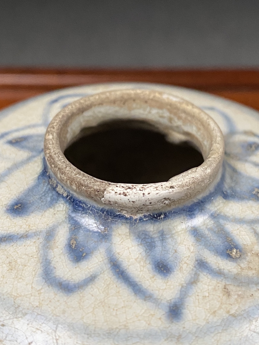Vietnam: Art Of Annam, Lê Dynasty, Ca. 15th–16th Century, Blue-and-white Ceramic Jarlet-photo-4