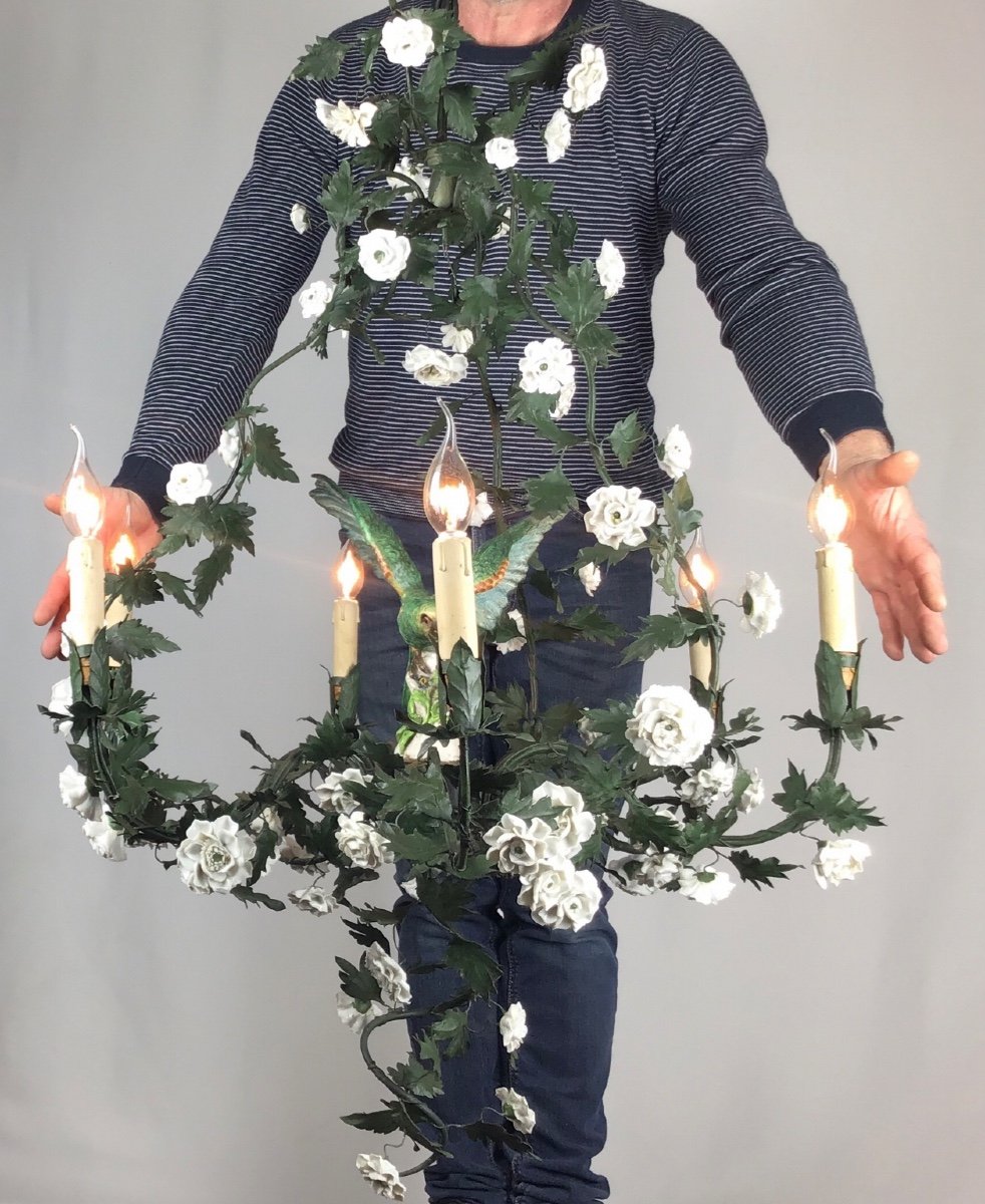 1930 Large Old Chandelier Parrot Bird And Porcelain Flowers Green Lacquered Metal Structure-photo-8