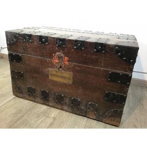 Henry Durlacher / Sj Phillips London 19th Century Victorian Lined Trunk For Silveware & Antiques