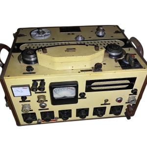 Magnétophone de studio professionnel TOLANA ERM 850 VR à lampes Italie 1950 