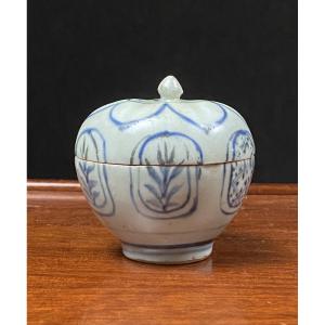 Viêt Nam Art d’Annam Dynastie Lê XVe XVIe siècle boite à fard céramique bleu cobalt et blanc 