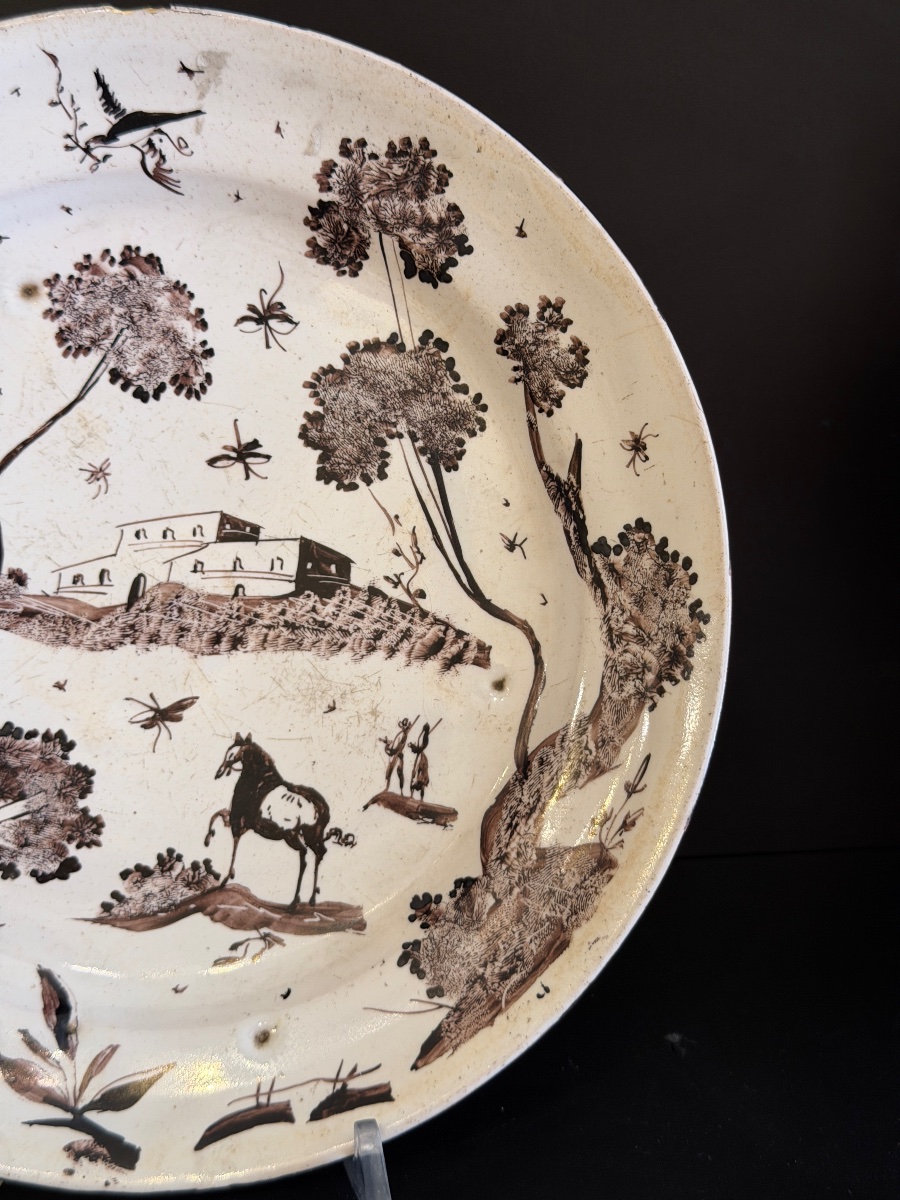 Assiette en faïence d'Albissola décorée à l'almanganèse, XVIIIe siècle-photo-2