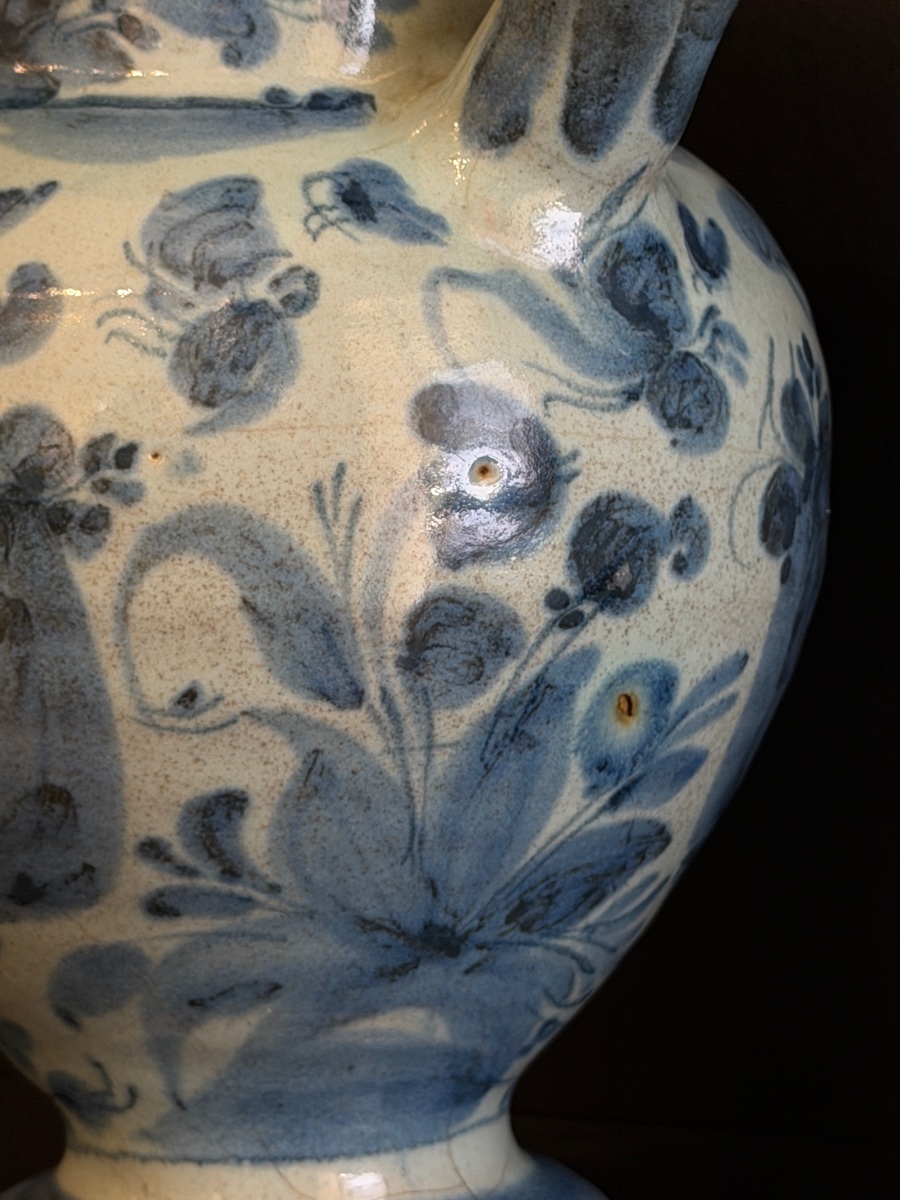 Vase de pharmacie en faïence de Savone à décor "a tappezzeria", XVIIe siècle-photo-3