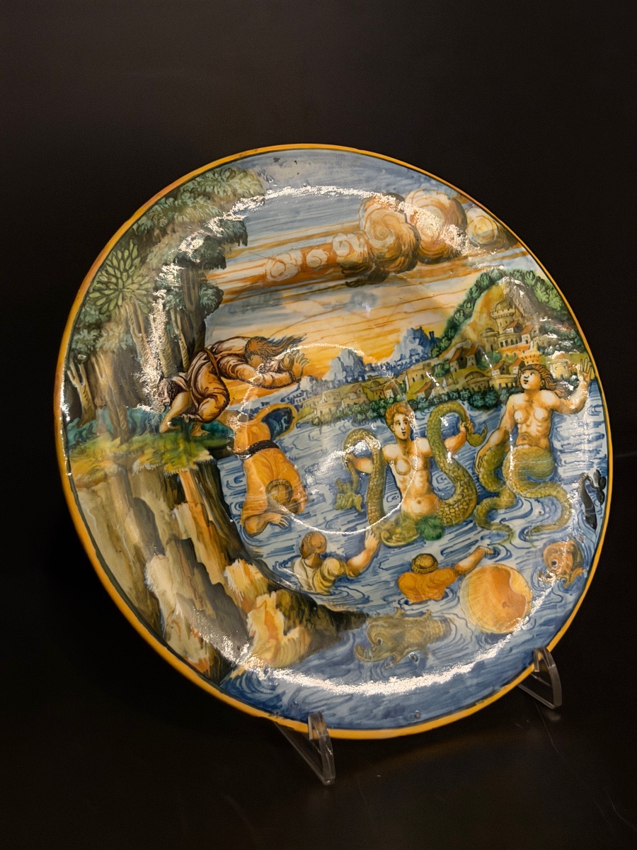 Decorated Urbino Majolica Plate, Dated 1545