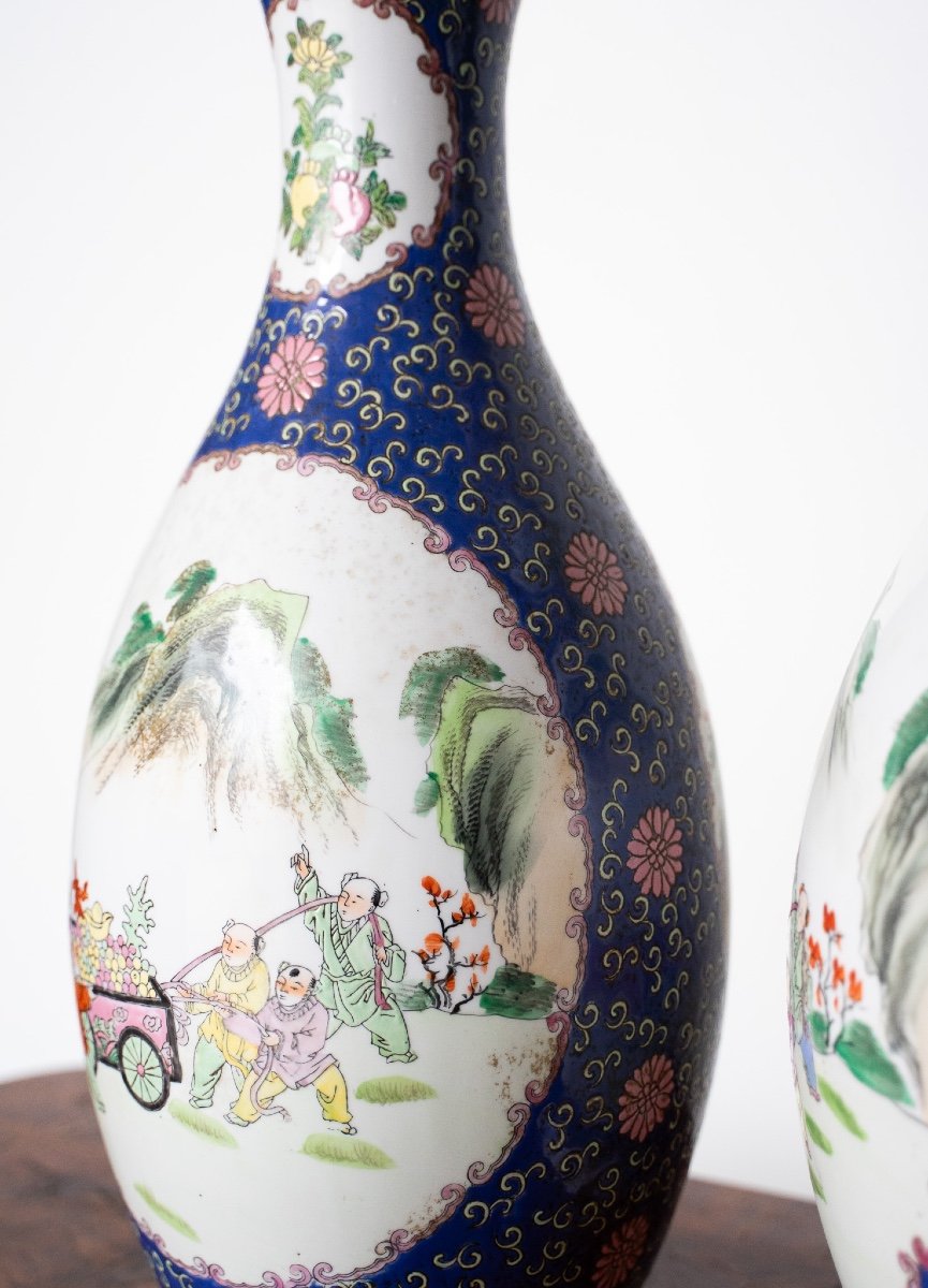 Paire d'Anciens Vases Chinois En Porcelaine Bleue Et Blanche -photo-3