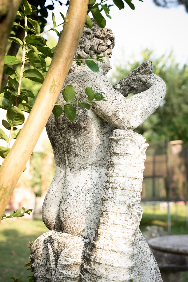 Putto With Flute – Liberty-style Sculpture In Graniglia, 1930s-photo-4