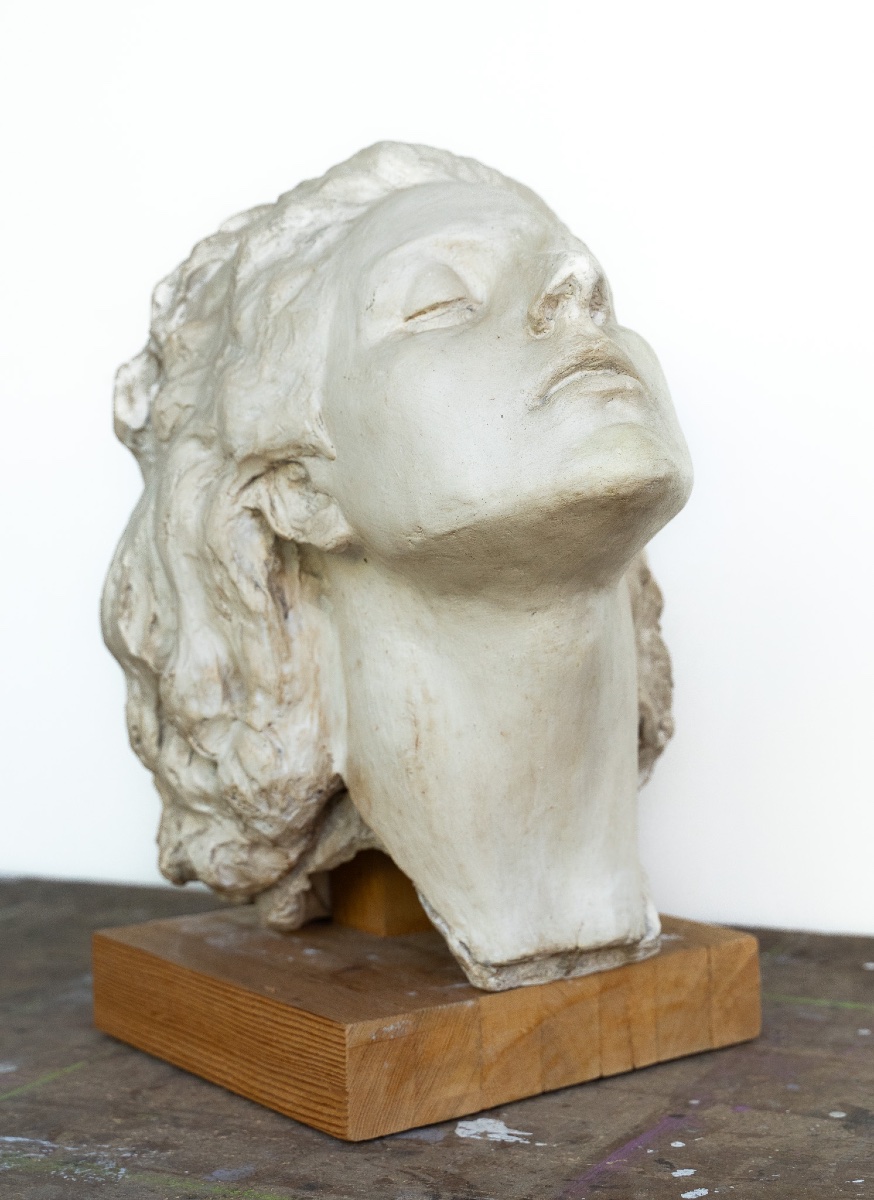 Tête féminine en plâtre – Giuseppe Siccardi, Bergame, début du XXe siècle-photo-1